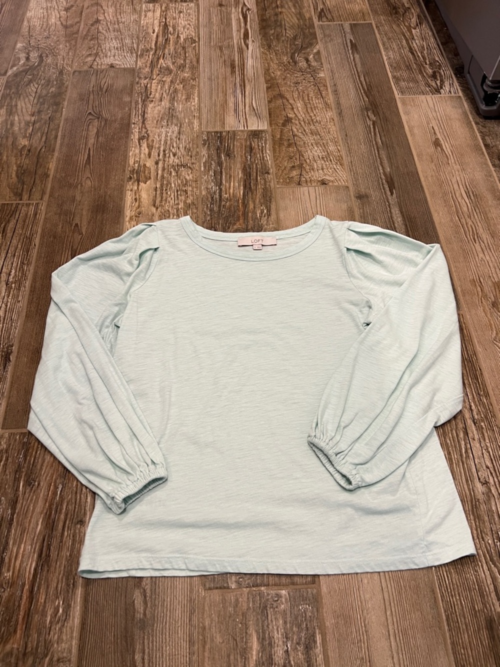 LOFT Mint Green Long-Sleeve Puff Shoulder Tee